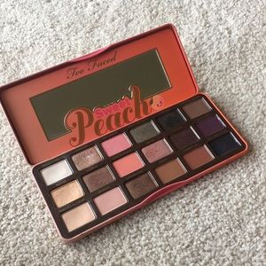 Too Faced Sweet Peach Palette